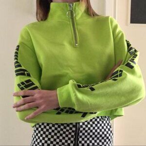 H&M  woman 's neon green cropped sweatshirt size s
